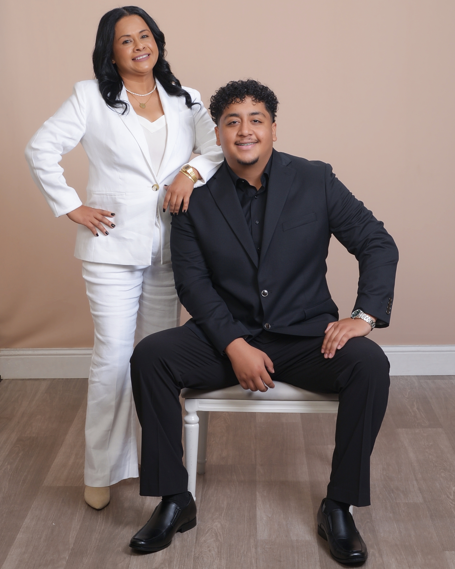 Salvador & Yeni Villatoro, listing agents